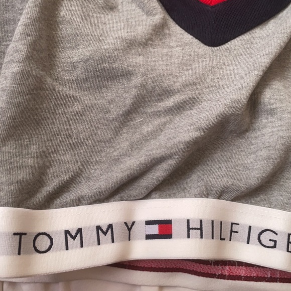 Tommy Hilfiger gray hoodie - Picture 4 of 4